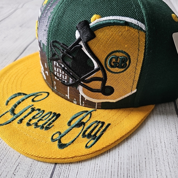 Other - Green Bay Snapback Embroidered Cap